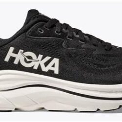 Woman's Clifton 10 (Color: BWHT) LIMITED SIZING AVAILABLE