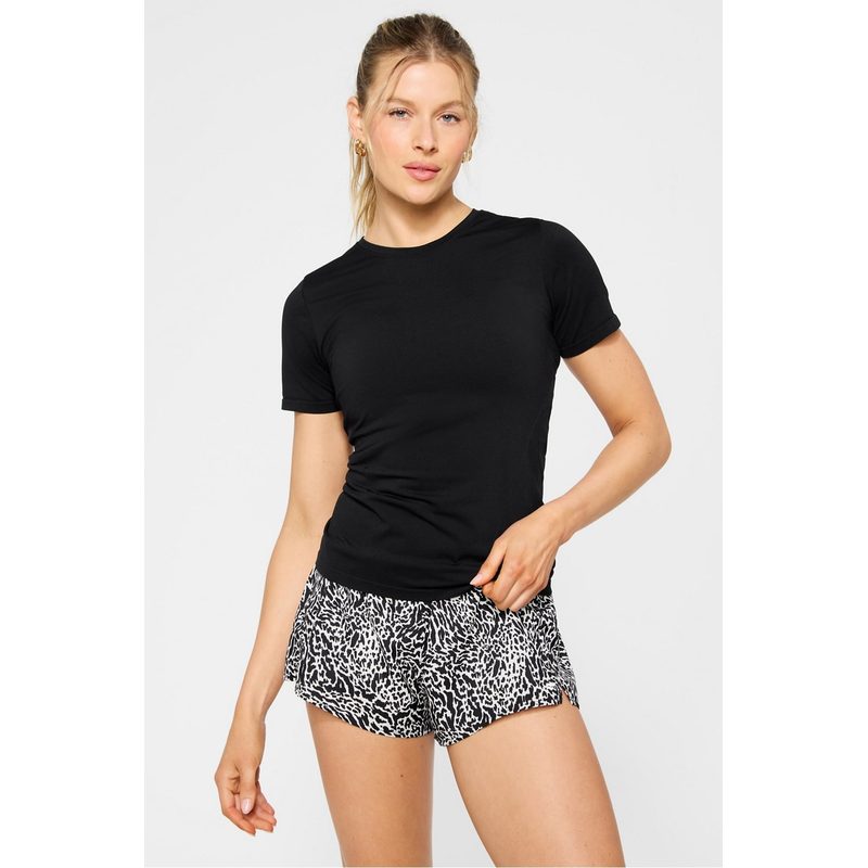 Fabletics FEATHER TECH+ SHORT-SLEEVE TOP — BLACK